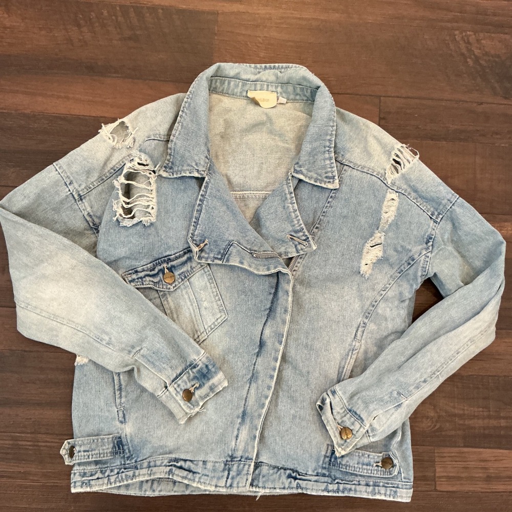 Goldie Denim Jacket Light Wash Distressed Asymmetrical Zip Moto Small